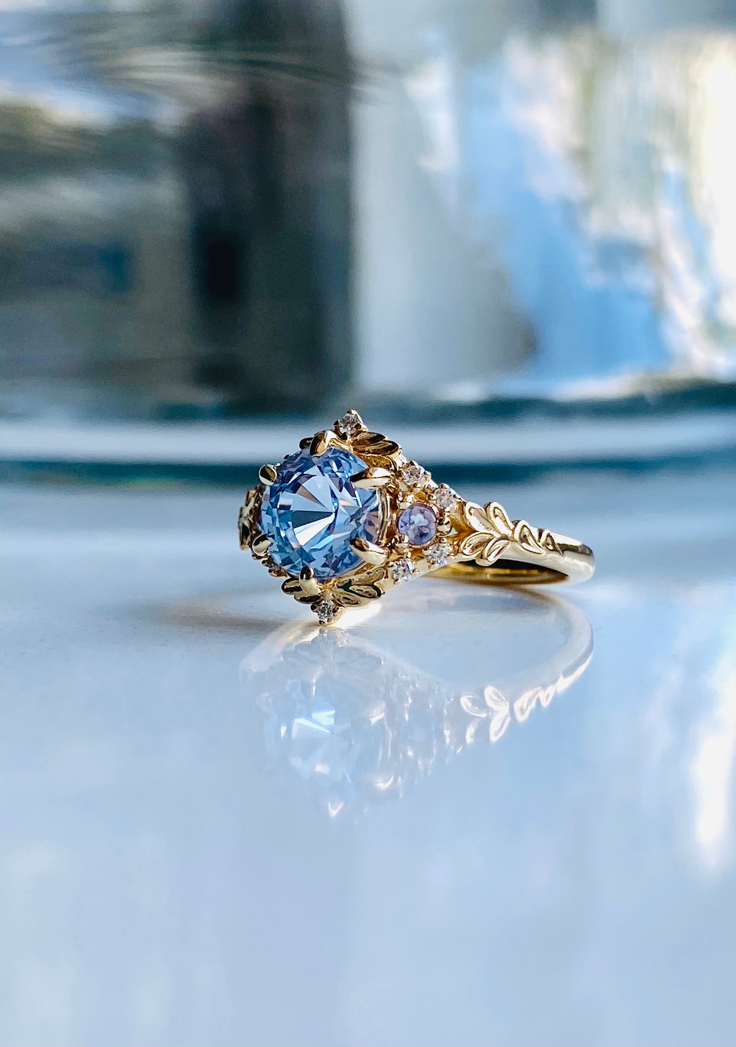 Leila Ice Blue Sapphire Engagement Ring 14 gold, diamonds