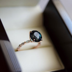 Round Peacock Sapphire Godivah Ring