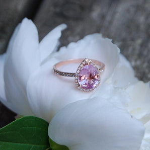 Pear Rosé Sapphire Halo Ring